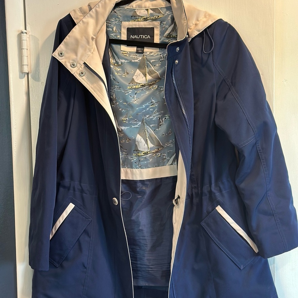 Women's Nautica Blue and Cream Rain Jacket, Size L.